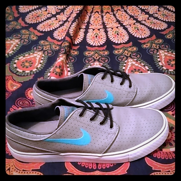 Nike Other - Nike SB Stefan Janoski Men's 9 EUC Grey &Turq Nike Other - Nike SB Stefan Janoski Men's 9 EUC Grey &Turq